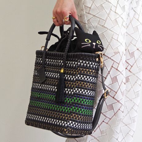 [^:WOVEN-CANVAS-NE]25tĐV쁦CANVAS ˂ 2WAY BAĜ݂̔̔ƂȂ܂BobO͕t܂BlR̊ƂۂWOVENJhobOɓꂽɌ悤ɃfUCꂽ2WAYV_[obOBВdlŌ傫JȀoꂪȒPŉוLYȂ悤Ɏ܂B{̂́AvȃLoXfނgpĂČyʂȂ̂Ŏg₷̂|CgłB莝̂obOg[gobOŃTCŶɂgp܂ByTCYzW33~H31cmEΉiFWOVEN (E[) JhobO STCYg[gA~jg[gȆATCYg[gobOiɂČ̍܂BTv摜ׁ̈Aۂ̏iƎdlATCYقȂꍇ܂BWOVENiE[jTOKYO̗VѐS銴ƁAĂ̖LȐFʂƓ`ZbNXV[YAobOuhłBuWOVENv̖̂ƂAzėlXȊACfAAfBeB[AfށAɂ̓A[gA`AlX̋CD荬AZȂ́u`vɂĂvZXC[WĂ܂B