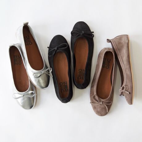 [^:BU-25W-E5500]25tĐVGKgƃJWA˔{oGV[YB_炩{vfނŁAɓł1łBVvȂܐ敔̃{炵ANZgɂȂALX^COɃ}b`܂BbF12.5cmq[F0.3cmꕝF8.0cmd(Б)F130g@37TCYɂđByӁzApɎx̖LYX␶n̈ႢA傫nhXeb`̃oA\[Abp[ւ̓ĥ͂ݏǒ̍󂯂ꍇ܂BnhCh̓ƂĂ̏AwByuhЉzBUENO SHOES(uGmV[Y)́AgR܂̃uhB̗ǂvAv̕𐶂i`ȕ͋CANbV̌Sn̗ǂgR\uh1łB