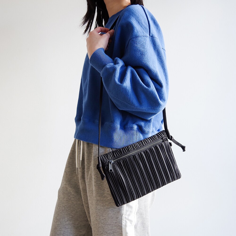 PLEATS MAMA(プリーツママ)/ ショルダーバッグ SHOULDER BAG | シュー