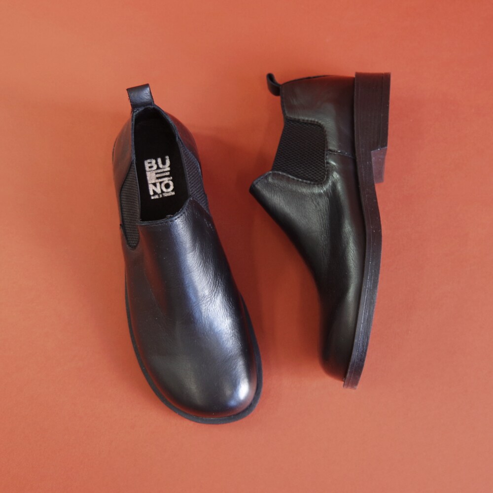 CORSO ROMA，9 (コルソローマ) / スクエアトゥ ショートブーツ