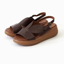 BUENO （ブエノ）/ レザーストラップサンダル E3202