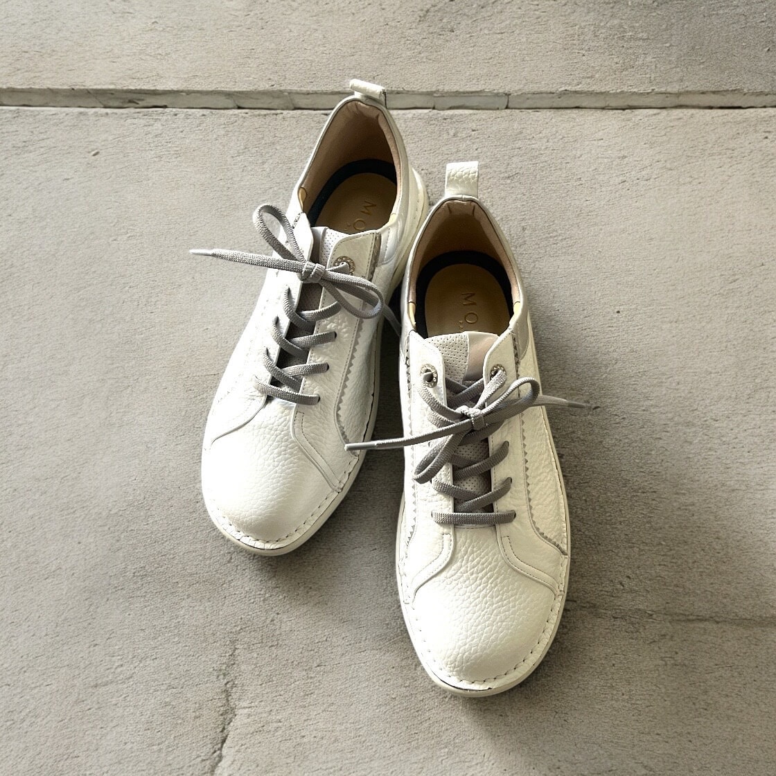 881531】アウトステッチスニーカー | モネ(Monet) | マルイウェブチャネル