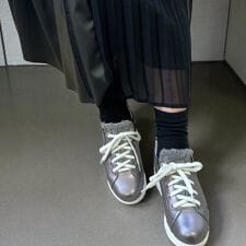 【25秋冬新作】【243531】軽量ソールボアスニーカー
