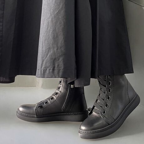 [^:19410224507]㎿ȃ\tgU[AtBbg₷S̃V[[Xɂ藚Sn̉K܂BAC\[ɂ̓{A̗pۉQBVvŃx[VbNȃbNX̓LC߂烊NV[ȃJWA܂ŕLR[fBl[gɃ}b`AU[̃i`ȕ⃉tȕ͋Cɂ߂łByX^btFK / ĩTCYF23.0cm / b߁z̃V[YAڂ̏i͑złȂقǃbNXł闚Snɋ܂IԂ̖͂́AS̃V[[XłBCЂԕKvȂAE{ɃX[YB̂܂ܑ邾őɐSn悭tBbgAsߕt܂B㎿ȃ\tgU[܂āAŜDݍ܂悤ȊołBāA~Ɋ̂{A̒gIƃC\[SʂɃ{A~l߂Ă̂ŁAꂽuԂӂƒgA^~̊Kɉ߂łBۉQȂ̂ŁA₦̕ɂ߂łB