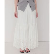 ティティベイト(titivate)の刺繍ﾚｰｽｷﾞｬｻﾞｰｽｶｰﾄ