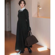 ティティベイト(titivate)の襟付きﾎﾞﾘｭｰﾑｽｶｰﾄﾆｯﾄﾜﾝﾋﾟｰｽ