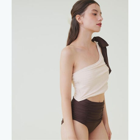 水着　ハイウエスト