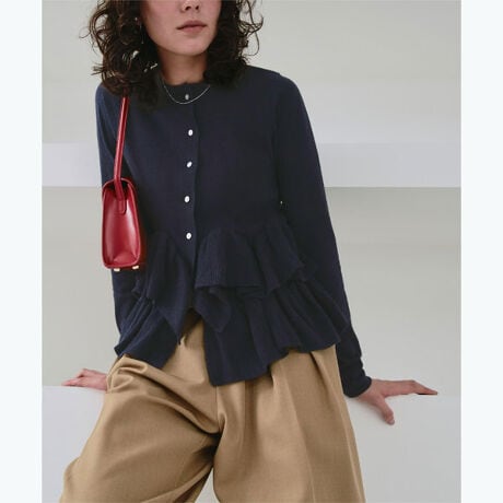 E_twڂ䂭jbgJ[fBKE1ŒfEVvȃ{gXłɌfUCE炩₷jbgfނŒSnZEOJdlŁAăgbvXłJĉHDƂĂp\Êݖ{̂ق̂蔖̃jbgfނɂȂĂAr肪ؚɂ݂₷̑fގgĚ^Jo[EJWAȃN[lbNfUC[^:AFXP4202]