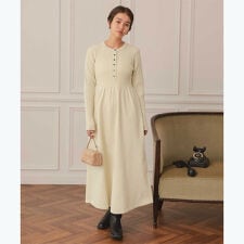 ティティベイト(titivate)のﾍﾝﾘｰﾈｯｸﾃﾞｻﾞｲﾝﾆｯﾄﾜﾝﾋﾟｰｽ