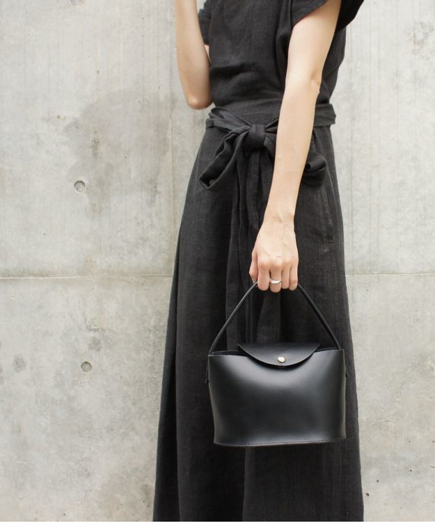 Ag+LEATHER BLACK&WHITE 抗菌OVAL BAG | タイドウェイ(TIDEWAY