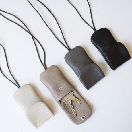 ܂Ő󂵂ẴV[ĉ悤ȏ_炩U[gpV[YB_炩𐶂fUCɗƂ݂܂B̏oƂĂ֗ŁAobNȂǂɕtĂƒTԂȂ܂Bpv[gɂEobNɕtĂƏo֗EЂƌ܂Ƃ܂Ď[֗EzbNŊJWW̉ȂVRvAgpíA1_1_FɌ̍܂BgpAgp@AgppxAACAԁA󋵂AoNωɌ̍\Ă܂Byv̖͎͂Fɐ܂zƂv̓Ay݉B[^:T2775]