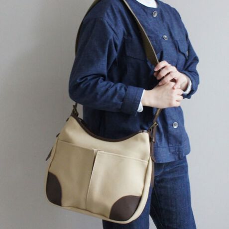 RbgcCnCɂ{fBɁAU[p[cgݍ킹܂B߂̃V_[e[v͌^ւ̕SȂA̒ʋΒʊwpƂĂ߂łB[^:T2959]