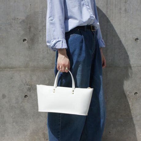 _ȕ͋Cƃmg[̃J[WJBChȃTCYŃX^CbVȃ{XgBVvȃJ[fUCȂ̂ŁAJWAV[ɂ͂hbV[ȑlX^COp[eB[⊥ՁEV[YɂERۃU[gpő΍IE~jz͂񒷍z镝͗L܂BAg+Ƃ́EEE {vł͏߂ċCIiAg+)̍Rۗ͂pĊJꂽA@Rۍ܂ƊvpgbvR[g܂݁AƎJvv̕\ʂɕtG/׋ۂ̔ɐB𐧌䂵vi𐴌ɕی삵܂B [^:T3020]      