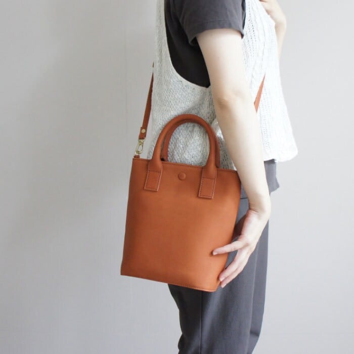 [}C]Nuts LEATHER 2WAY TOTE/^ChEFCiTIDEWAYj uE