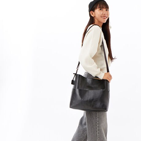 [^:T3155] <font>2025 H</font> ICtBjbṼRrl[V₵vgp ƃRVȂICݍ܂_炩̂     g₷ƃTCỸoXǂ  X^COɂ킹₷J[WJ  YfB[X     V_[e[v̕48CM̂  dוłւׂ̕y܂B  O|Pbg2̂ŃX}zIC  J[hĎgpƕ֗łB  X̕s͔ΌɎgpĂ  U[̑݊ǂ̂Ł     E|PbgEEEE1  EO|PbgEEEE2     VRvAgpíA 1_1_FɌ̍܂B gpAgp@AgppxAA CAԁA󋵂A oNωɌ̍\Ă܂B yv̖͎͂Fɐ܂z Ƃv̓Ay݉B 