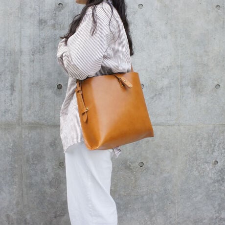  yîm点z̏i2024N71牿i{Ă܂B͂鏤iɂĂ^Oȉꍇ܂ݕ\ĂTCg\i̔iłB\߂܂悤A肢\グ܂BǂO̗X֔zBv킹kṽV_[obOBYCNȕ͋C̒ɁA_炩HvĂ܂BVvȃfUCŁAj킸gobOłB̂肵kvɐ^JF̋ANVbNȃfUCƁAȈۂɂȂ肪łA͌Ȃ̂́A}`Oɂ镔̂Ȃ߂炩ȃJ[u̎dlB}`ƑỎ邱ƂɂAobOŜɏ_炩oĂ܂BE|PbgEEE1VRvAgpíA1_1_FɌ̍܂BgpAgp@AgppxAACAԁA󋵂AoNωɌ̍\Ă܂Byv̖͎͂Fɐ܂zƂv̓Ay݉B[^:T2532]