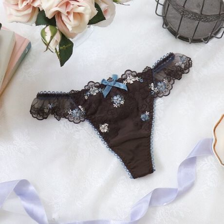 [^ԁFN0576614]yn[g~Ԃ̑gݍ킹Ɏv킸LƂA}CAV[Yzn[gƂԂ`[tɂhイMIXA̎q炵V[YłBhイ̑@ׂȃXeb`AԂn[g̃`[tL悤ɂꂽfUCBhイЂƂЂƂ̔zuɂAT}炵ۂvX܂BtgEGXg̃[X֎U΂߂ꂽԂԂŃfUC邱ƂŁAÂlۂ˔͋CɎdオ܂BFWJ͂݃J[őAɃuE͂m̂悤ɃIVy߂܂BACe pEGXgobNɂđ[XdlɂȂĂ܂BTobNV[c͑̃V[cɔוzʐςȂߒʋC悭Aɂ߉Kɂp܂BV[c̃CCɂȂȂ߃{gX̎ނ킸Lp܂BTCYMFqbv 87`95cmLFqbv 92`100cmidlEobNLkFEtgF኱聃֘AACẽACe͈ȉ育mFBE66610 uW[iBECEDjE66611 uW[iEEFjE66612 uW[iGEHjE56613 \tguE46610 ₷݃uE76610 m[}V[cE76611 [XV[cE76614 TobNV[cE76616 Tj^[V[cE16610 Xbv