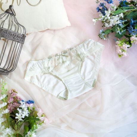 [^ԁFN0572566]yI[h[YœʂȂЂƂƂzI[h[YŃBe[WEFfBOC[WV[YłBCĩI[h[YU΂߂[X́AH|v킹悤ȑ@ׂȃXeb`ŉԂт11hイ܂Bă͂킸Ƀ}bgȎɂ邱ƂŁAiȃAeB[NoĂ܂BɂقǂJ[u`􉽊w͗ĺA[X̐nƓFɂ邱ƂŁAI[h[YdオɁBJ[̓Be[WEFfBOAz闎̂g[ł܂Ƃ߂AǂmX^WbNȕ͋CĂRNVłBACeEpRisa MaglĩTj^[V[ćAuW[ƃyAŃfUC肵Ă܂Bu[ȓłR[fBl[gyŗJTȋCHAPPYɁBȊ肢߂Ă͂܂B[fނgpAC̗ǂSnŃXgXt[ɂ܂BNb`̓JTJTƉȂɂA̗Ƃ₷hzgpĂ܂Bɂ̓[XgpA{gXւɂȂĂ܂BTCYMFqbv 87`95cmLFqbv 92`100cmidlEobNLkFENb`hzgp֘AACẽACe͈ȉ育mFBE62560 uW[iBECEDjE62561 uW[iEEFjE62562 uW[iGEHjE72560 m[}V[cE72561 [XV[cE72563 tAV[cE72564 TobNE72566 Tj^[E12560 XbvƖ̊֌WɂAۂFČꍇ܂B܂Ap\REX}[gtHȂǂ̊ɂA኱iƉ摜̃J[قȂꍇ܂B