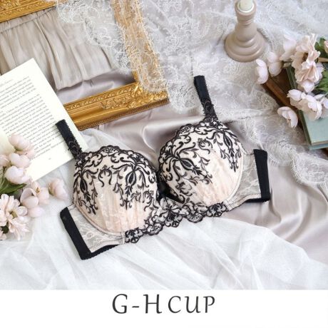 [^ԁFN0562522]y[XtłNVJȖ́z@ׂȃ[XƊ􉽊w͗l~bNXANVJȃV[YłBhイ̊zɉԕ̃bZ[XgpA肰Ȃ؂ȎdオɁB̏ォ瑾߂̃Xeb`ŁACpNĝ􉽊w͗l̋Ȑقǂ܂B􉽊w͗l̓LLƋPׂȃőŜA̖͗lƃN悤ȃ[t̎hイAg[̒ɂiȉ؂₩vXĂ܂BXgbvɂ͊􉽊w͗lƃ[t킹̃AbvP炢܂BJ[͐VG߂̖Ku₩ȃO[Au[ƁAGKgȃubNœWJB[X̑@ׂȏdȂy߂ANVJȑl̖͂oĂRNVłBp^[wGlamor Bra^oXgAbv^CvxGJbv`pɐ݌vꂽp^[łBTChplƃJbṽ{[AOSŃ{[̂oXgvbVAbvȂx܂Bȕɂ߂łyȒSnƈ芴~{[̂oXgƎxidlE3/4JbvEC[ETCh{[ijEO\pbhȂipbh|Pbg͂jEzbNF3i&times;3EXgbv߉\iOsj֘AACẽACe͈ȉ育mFBE62520 uW[iBECEDjE62521 uW[iEEFjE62522 uW[iGEHjE72520 m[}V[cE72521 [XV[cE72524 TobNE72526 Tj^[E12520 XbvƖ̊֌WɂAۂFČꍇ܂B܂Ap\REX}[gtHȂǂ̊ɂA኱iƉ摜̃J[قȂꍇ