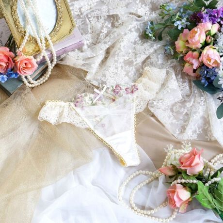 [^ԁFN0572664]yPԁX̃hXɕ܂āzɍ炭FƂǂ̉ԁXC[WV[YłBԂɐėhĂ悤Ȉۂ̃[X́AԑSĂɃقǂƂŁAɂ͂ȂP؂ȃfUCɎdオ܂BTChɂ̓`[̃AbvPYāA؂₩㉟Btgɂ͂Ԃݍނ悤ɃMU[ꂽ`[炤ƂŁAiȉ炵vX܂BJ[WJ̓C|[gӎAȑl̏oĂRNVłB̂ӂƂ܂ÂւƕςĂ܂悤ȃACeɂȂ܂悤ɁBN̔o yRisa Magli Reinei[kjzuh̐Eςy݂BACeEpEGXgobNɂđ[XdlɂȂĂ܂BTobNV[c͑̃V[cɔוzʐςȂߒʋC悭Aɂ߉Kɂp܂BV[c̃CCɂȂȂ߁A{gX̎ނ킸Lp܂BobNG̗D[X̂߁ATobNV[c߂Ă̕pĂ₷fUCłBTCYMFqbv 87`95cmLFqbv 92`100cmidlEobNLkFEtgF聃֘AACẽACe͈ȉ育mFBE62660 uW[iBECEDjE62661 uW[iEEFjE62662 uW[iGEHjE52663 \tguE42663 ₷݃uiMELjE42664 ₷݃uiLLjE42665 ₷݃ui3LjE72660 m[}V[cE72661 [XV[cE72664 TobNE72666 Tj^[E12660 Xbv<