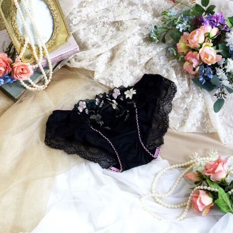 [^ԁFN0572660]yPԁX̃hXɕ܂āzɍ炭FƂǂ̉ԁXC[WV[YłBԂɐėhĂ悤Ȉۂ̃[X́AԑSĂɃقǂƂŁAɂ͂ȂP؂ȃfUCɎdオ܂BTChɂ̓`[̃AbvPYāA؂₩㉟Btgɂ͂Ԃݍނ悤ɃMU[ꂽ`[炤ƂŁAiȉ炵vX܂BJ[WJ̓C|[gӎAȑl̏oĂRNVłB̂ӂƂ܂ÂւƕςĂ܂悤ȃACeɂȂ܂悤ɁBN̔o yRisa Magli Reinei[kjzuh̐Eςy݂BACeEpx[VbNȃrLj^CṽV[cłBV[c̑ɂ̓[XgpA{gXւɂȂĂ܂BEGXgɂ͐Lт̂悢Sgp邱ƂŁADɃtBbg܂BƂC̗ǂSnłBTCYMFqbv 87`95cmLFqbv 92`100cmidlEobNLkFEtgF聃֘AACẽACe͈ȉ育mFBE62660 uW[iBECEDjE62661 uW[iEEFjE62662 uW[iGEHjE52663 \tguE42663 ₷݃uiMELjE42664 ₷݃uiLLjE42665 ₷݃ui3LjE72660 m[}V[cE72661 [XV[cE72664 TobNE72666 Tj^[E12660 XbvƖ̊֌WɂAۂFČꍇ܂B܂Ap\REX}[gtHȂǂ̊ɂA኱iƉ摜̃J