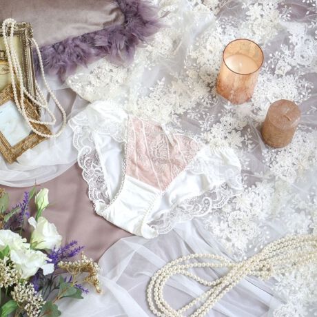 [^ԁFN0572550]y[XŖ郏N̔z[X̖͂oGKgȃV[YłBtgŜɍL锼~̒ɂ́AlXȂԂ@ׂȃ^b`ŕ`Ay₩łǂX^CbVȈۂɁB̂郏J[̃[XƗnƂ̑gݍ킹Ak[fB[ŏiȃfUCɎdオ܂B傫JԂ̃`[AbvPɂ́ALLƋPCXg[炢A[X̕\鍂ӂfBe[ɁBXgb`[XXJbv̊ۂ݂ɍ킹fUCɂāAꊴ܂B̂ӂƂ܂ÂւƕςĂ܂悤ȃACeɂȂ܂悤ɁBN̔o uRisa Magli Reinei[kjvuh̐Eςy݂BACeEpx[VbNȃrLj^CṽV[cłBV[c̑ɂ̓[Xgp{gXւɂȂĂ܂BEGXgɂ͐Lт̂悢Sgp邱ƂŗDɃtBbg܂BƂC̗ǂSnłBTCYMFqbv 87`95cmLFqbv 92`100cmidlEobNLkFEtgF኱聃֘AACẽACe͈ȉ育mFBE62550 uW[iBECEDjE62551 uW[iEEFjE62552 uW[iGEHjE52556 ubgE42553 ₷݃uiMELjE42554 ₷݃uiLLjE42555 ₷݃ui3LjE72550 m[}V[cE72551 [XV[cE72553 tAV[cE72554 TobNV[cE72556 Tj^[E12550 XbvƖ̊֌WɂAۂFČꍇ܂