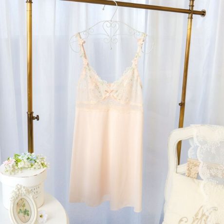 [^ԁFN0512740]yK^ԃt[NEzlC𔎂wVNGxAVJ[ăoCoBEFfBO炵t[NEC[W[X́A@ׂȔ̂郉bZ[XɁAԂ̎hイDÂłՂƂ炢܂BԂ͉̕炵ۗ悤AE[[قǂƂŁÂ݂tF~jȃeCXgoBXgbvɂ̓oXg̃[XƓ̃P~Ji[[X炤ƂŁAʊӂ؂₩ȈۂɎdオ܂BoXgobN̓Xgb`[XŐ؂ւ邱ƂŁAق̂ƓAiŃtF~jȃeCXĝȂɏ炵vXfBe[ɁBgɕt邾ōK^ł悤ȁAVG߂ʂRNVłBACeEpgnׂ͂肪悢fނgpĂAƂC̗ǂSnłBLkApĂăXgXɂdlɂȂĂ܂BTCYMFoXg 79`87cmiF75cmjLFoXg 86`94cmiF75cmjidlEXgbv߉\iOsjEgn̐LkF聃֘AACẽACe͈ȉ育mFBE62740 uW[iBECEDjE62741 uW[iEEFjE62742 uW[iGEHEIjE72740 m[}V[cE72741 [XV[cE72742 {V[cE72746 Tj^[E12740 XbvE32741 JbvtL~\[E22741 ^bvpcƖ̊֌WɂAۂFČꍇ܂B܂Ap\REX}[gtHȂǂ̊ɂA኱iƉ摜̃J[قȂꍇ܂B