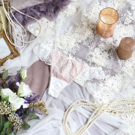 [^ԁFN0572554]y[XŖ郏N̔z[X̖͂oGKgȃV[YłBtgŜɍL锼~̒ɂ́AlXȂԂ@ׂȃ^b`ŕ`Ay₩łǂX^CbVȈۂɁB̂郏J[̃[XƗnƂ̑gݍ킹Ak[fB[ŏiȃfUCɎdオ܂B傫JԂ̃`[AbvPɂ́ALLƋPCXg[炢A[X̕\鍂ӂfBe[ɁBXgb`[XXJbv̊ۂ݂ɍ킹fUCɂāAꊴ܂B̂ӂƂ܂ÂւƕςĂ܂悤ȃACeɂȂ܂悤ɁBN̔o uRisa Magli Reinei[kjvuh̐Eςy݂BACeEpEGXgobNɂđ[XdlɂȂĂ܂BTobNV[c͑̃V[cɔוzʐςȂߒʋC悭Aɂ߉Kɂp܂BV[c̃CCɂȂȂ߃{gX̎ނ킸Lp܂BobNG̗D[X̂߁ATobNV[c߂Ă̕pĂ₷fUCłBTCYMFqbv 87`95cmLFqbv 92`100cmidlEobNLkFEtgF኱&emsp;֘AACẽACe͈ȉ育mFBE62550 uW[iBECEDjE62551 uW[iEEFjE62552 uW[iGEHjE52556 ubgE42553 ₷݃uiMELjE42554 ₷݃uiLLjE42555 ₷݃ui3LjE72550 m[}V[cE72551 [XV[cE72553 tAV[cE72554 Tob