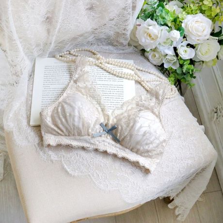 [^ԁFN0552699]yfC[ɊYx[VbNfUCzRisa Magli͂x[VbNȃV[YłB̂@ׂȃIWi[Xӂ񂾂ɎgpAtF~jŏiȃfUCɎdオ܂B͐[߂VCɂ邱ƂŁAlۂۂɁBXgbv܂łӂ̃[XɓA₩ɔĂ܂B[X͈ꌩVvȂAԂhbgA`F[~bNXĉsvXB{̓[X̃J[Ƃ͈قȂzFɂāAAE^[CNȃX^CoĂ܂BVJbgobNX^CĂm猩邱ƂŁAWF[t@bV̈ꕔƂĊy߂܂Bx[VbNȃfUC̒ɂlߍ񂾁AʂɂĂRNVłBACeEpmC[ŊyȒSñuW[łBAoXgɗDY悤ȃtBbeBOłB^̐SzȂ߁Asɂg肪悭v[gɂg₷ACełBC[̃uW[ƃC[WςȂfUCŎdグĂ邽߁AbNX^CRisa MaglĩfUCy݂܂Bȕɂ߂łӂɂAɃtBbg₷fUCŏɐlC̃ACełBC[ȕ␶ɂ₷ȂǂŃbNXɈȂADSn̂߁AC̒ɍ킹Ăp܂BTCYMFoXg 79`87cmi߃uTCYFB65EB70EB75EC65EC70ED65ED70EE65jLFoXg 86`94cmi߃uTCYFB75EC75ED70ED75EE70EF65j̃TCYIтꍇ́AyȒSn߂͑̕傫̃TCYAtBbgd͏̃TCŶw߂܂BidlEC[ȂEO\Jbvt