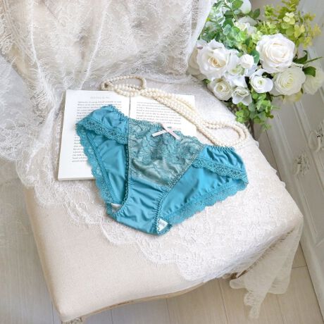 [^ԁFN0572690]yfC[ɊYx[VbNfUCzRisa Magli͂x[VbNȃV[YłB̂@ׂȃIWi[XgpAtF~jŏiȃfUCɎdオ܂B[X͈ꌩVvȂAԂhbgA`F[~bNXĉsvXB{̓[X̃J[Ƃ͈قȂzFɂāAAE^[CNȃX^Co܂Bx[VbNȃfUC̒ɂlߍ񂾁AʂɂĂRNVłBACeEpx[VbNȃrLj^CṽV[cłBV[c̑ɂ̓[XgpA{gXւɂȂĂ܂BEGXgɂ͐Lт̂悢Sgp邱ƂŁADɃtBbg܂BƂC̗ǂSnłBTCYMFqbv 87`95cmLFqbv 92`100cmidlEobNLkFEtgF኱聃֘AACẽACe͈ȉ育mFBE62690 uW[iBECEDjE62691 uW[iEEFjE62692 uW[iGEHjE52693 i`AWuiMELjE52694 i`AWuiLLjE52699 \tguE72690 m[}V[cE72691 [XV[cE72694 TobNE72696 [XTj^[Ɩ̊֌WɂAۂFČꍇ܂B܂Ap\REX}[gtHȂǂ̊ɂA኱iƉ摜̃J[قȂꍇ܂B