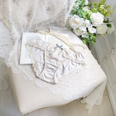 [^ԁFN0572690]yfC[ɊYx[VbNfUCzRisa Magli͂x[VbNȃV[YłB̂@ׂȃIWi[XgpAtF~jŏiȃfUCɎdオ܂B[X͈ꌩVvȂAԂhbgA`F[~bNXĉsvXB{̓[X̃J[Ƃ͈قȂzFɂāAAE^[CNȃX^Co܂Bx[VbNȃfUC̒ɂlߍ񂾁AʂɂĂRNVłBACeEpx[VbNȃrLj^CṽV[cłBV[c̑ɂ̓[XgpA{gXւɂȂĂ܂BEGXgɂ͐Lт̂悢Sgp邱ƂŁADɃtBbg܂BƂC̗ǂSnłBTCYMFqbv 87`95cmLFqbv 92`100cmidlEobNLkFEtgF኱聃֘AACẽACe͈ȉ育mFBE62690 uW[iBECEDjE62691 uW[iEEFjE62692 uW[iGEHjE52693 i`AWuiMELjE52694 i`AWuiLLjE52699 \tguE72690 m[}V[cE72691 [XV[cE72694 TobNE72696 [XTj^[Ɩ̊֌WɂAۂFČꍇ܂B܂Ap\REX}[gtHȂǂ̊ɂA኱iƉ摜̃J[قȂꍇ܂B