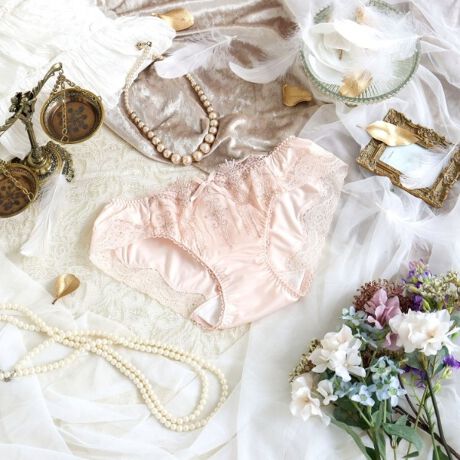 [^ԁFN0572656]yP[XŃNVJȔz[bp̃SVbŇC[WV[YłB[Xɂ̓Vg[ɗlXȊ􉽊w͗lقǂāASVbŇAzNVJȈۂɁB̏ォLLƋP@ׂȃӂ񂾂ɂ炢A11ׂ̍̕₩Ă邱ƂŁAɂ͂ȂiŃtF~jȃfUCɎdオ܂BFWJ͗̂jAXJ[ŁADȏ炵\Ă܂B̂ӂƂ܂ÂւƕςĂ܂悤ȃACeɂȂ܂悤ɁBN̔o uRisa Magli Reinei[kjvuh̐Eςy݂BACeEpRisa MaglĩTj^[V[ćAuW[ƃyAŃfUC肵Ă܂Bu[ȓłR[fBl[gyŗJTȋCHAPPYɁBȊ肢߂Ă͂܂BC̗ǂSnŃXgXt[ɂ܂BNb`̓JTJTƉȂɂA̗Ƃ₷hzgpĂ܂Bɂ̓[XgpA{gXւɂȂĂ܂BTCYMFqbv 87`95cmLFqbv 92`100cmidlEobNLkFENb`hzgp&emsp;֘AACẽACe͈ȉ育mFBE62650 uW[iBECEDjE62651 uW[iEEFjE62652 uW[iGEHEIjE72650 m[}V[cE72651 [XV[cE72652 {V[cE72654 TobNE72656 Tj^[E12650 XbvE32650 L~\[E22651 ^bvpcƖ̊֌WɂAۂFČꍇ