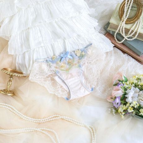 [^ԁFN0572570]y؂₩ȓ̂悤Ȕ܂ƂāzC^A̔`[tɂV[YłB[Xɂ͕ɂȂт`[bv̂ԂhイāA炵tF~jȈۂɁB̃GbWC[W@ׂȊ􉽊w͗lXJbvɂقǂāA؂₩ȂCpNĝfUCɎdオ܂BTChɂ͓̃GbW͗lɃ`[bvd˂A؂ȃAbvPvXBFWJ͒nCAzJ[A炵GKgȃJ[܂ŁAۂVѐSӂRNVłB̂ӂƂ܂ÂւƕςĂ܂悤ȃACeɂȂ܂悤ɁBN̔o uRisa Magli Reinei[kjvuh̐Eςy݂BACeEpx[VbNȃrLj^CṽV[cłBV[c̑ɂ̓[XgpA{gXւɂȂĂ܂BEGXgɂ͐Lт̂悢Sgp邱ƂŁADɃtBbg܂BƂC̗ǂSnłBTCYMFqbv 87`95cmLFqbv 92`100cmidlEobNLkFEtgF聃֘AACẽACe͈ȉ育mFBE62570 uW[iBECEDjE62571 uW[iEEFjE62572 uW[iGEHjE52573 \tguE72570 m[}V[cE72571 [XV[cE72574 TobNE72576 Tj^[E12570 XbvƖ̊֌WɂAۂFČꍇ܂B܂Ap\REX}[gtHȂǂ̊ɂA኱iƉ摜̃J[قȂꍇ܂B