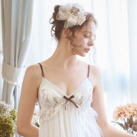 [^ԁFN0512724]yƂ߂`[tŋC̓pWFkzpC[WɗVѐSlߍ񂾁AT}̃[RNVłBEhJbgJbv[Xɂ́Atȃ^b`łԂSʂɎU΂߂āA炵iȈۂɁB̏ォGbtF⍁AT}S炢Ap̃GbZXꂽIWieBӂfUCɎdオ܂BJbvɂ͂̃[XقǂāAgn̓`[Ő؂ւ邱ƂŁAӂƂ̎q炵VGbgBtgɂ͂ȃOO{AobNX^Cɂ͍`[t̃AbvPvXBAbvPɃT}́uRv̕قǂĂ̂ASƂ߂|CgłBJbvӂobNX^Cɂ́Aӂ񂾂ɉԕXgb`[X炢܂BzCgɂ̓uẼŏiȃtF~jAsNɂ͏|bvȃC{[̃gp邱ƂŁAJ[ɂĈ͋Cy݂܂BTCYMFoXg 79`87cmiF110cmjLFoXg 86`94cmiF110cmjidlEXgbv߉\iOsjEgn̐LkF኱EO\JbvtiE^j֘AACẽACe͈ȉ育mFBE52723 \tguE72720 m[}V[cE72722 {V[cE72724 TobNE12724 Jbvt}LVs[XƖ̊֌WɂAۂFČꍇ܂B܂Ap\REX}[gtHȂǂ̊ɂA኱iƉ摜̃J[قȂꍇ܂B