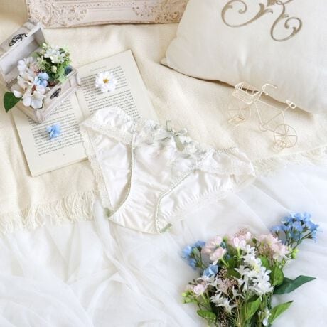 [^ԁFN0572500]ỷԑɊ肢߂āzJオ̂`[tɂV[YłB[Xɂ̓Aȕ\̂炢As̃NNfBe[LLƍ~蒍̗A^ŉ炵ۂɁB傫߂̋Ȑ̃XJbv̓oCJ[ɂ邱ƂŁA݊Ɠ̂fUCɎdオ܂B̉Ԍt̂悤ɁAKK悤Ȗ邢CɂĂRNVłBACeEpx[VbNȃrLj^CṽV[cłBV[c̑ɂ̓[XgpA{gXւɂȂĂ܂BEGXgɂ͐Lт̂悢Sgp邱ƂŁADɃtBbg܂BƂC̗ǂSnłBTCYMFqbv 87`95cmLFqbv 92`100cmidlEobNLkFEtgF኱聃֘AACẽACe͈ȉ育mFBE62500 uW[iBECEDjE62501 uW[iEEFjE62502 uW[iGEHjE72500 m[}V[cE72501 [XV[cE72502 {V[cE72506 Tj^[E12500 XbvE32501 JbvtL~\[E22501 ^bvpcƖ̊֌WɂAۂFČꍇ܂B܂Ap\REX}[gtHȂǂ̊ɂA኱iƉ摜̃J[قȂꍇ܂B