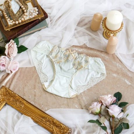 [^ԁFN0572626]yX̖؁XԁX܂ƂāzX̖؁XԁXCP~[XŃGKgɕ\V[YłB[Xɂ͑傫ȃ[twiɁAԂȂԂ_ɂ炤ƂŁACpNĝfUCɎdオ܂BԂт̒ɂ͂肰Ȃ[tAXJbvɂ͏Ȗ؂̎hイēꊴoBӂƗ̊̂Xeb`́AהԎ̃ő@ׂȂ߂ANZgɂقǂ܂B_ȎhイƗJ[OAl̏ւƓĂRNVłB̂ӂƂ܂ÂւƕςĂ܂悤ȃACeɂȂ܂悤ɁBN̔o yRisa Magli Reinei[kjzuh̐Eςy݂BACeEpRisa MaglĩTj^[V[ćAuW[ƃyAŃfUC肵Ă܂Bu[ȓłR[fBl[gyŗJTȋCHAPPYɁBȊ肢߂Ă͂܂B[fނgpAC̗ǂSnŃXgXt[ɂ܂BNb`̓JTJTƉȂɂA̗Ƃ₷hzgpĂ܂Bɂ̓[XgpA{gXւɂȂĂ܂BTCYMFqbv 87`95cmLFqbv 92`100cmidlEobNLkFENb`hzgp֘AACẽACe͈ȉ育mFBE62620 uW[iBECEDjE62621 uW[iEEFjE62622 uW[iGEHjE72620 m[}V[cE72621 [XV[cE72624 TobNE72625 qbvnOE72626 Tj^[E12620 XbvƖ̊֌WɂAۂFČꍇ܂B܂Ap\REX}[gtHȂǂ̊ɂA኱