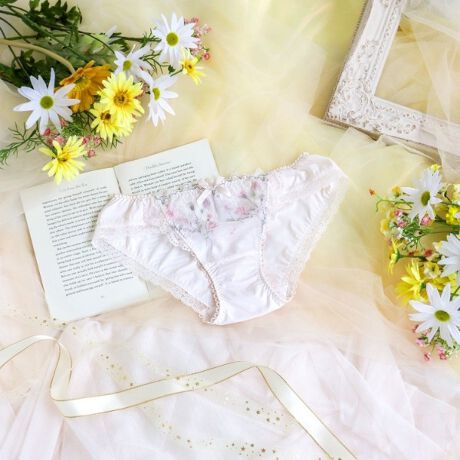 [^ԁFN0572540]yy₩ɕ^||lߍŁz쌴ɍ炫ق^||⏬Ԃ`[tɂV[YłB[Xɂ^||̖Ȗт́A炩E[[Ŏhイ邱ƂŁAӂӂƌy₩ȈۂɁBɎU΂߂Ԃɂ͂ӂ񂾂ɃقǂA@ׂȂ߂؂₩vXĂ܂BXJbvɂ̓|R|RGbWƃhbg炢AǂȂ̎q炵o܂BԁXɗhċł悤ȁA}eBbNȂƂ߂lߍ񂾃RNVłBACeEpx[VbNȃrLj^CṽV[cłBV[c̑ɂ̓[XgpA{gXւɂȂĂ܂BEGXgɂ͐Lт̂悢Sgp邱ƂŁADɃtBbg܂BƂC̗ǂSnłBTCYMFqbv 87`95cmLFqbv 92`100cmidlEobNLkFEtgF኱聃֘AACẽACe͈ȉ育mFBE62540 uW[iBECEDjE62541 uW[iEEFjE62542 uW[iGEHEIjE42540 ₷݃uE72540 m[}V[cE72541 [XV[cE72543 tAV[cE72546 Tj^[E12541 JbvtXbvƖ̊֌WɂAۂFČꍇ܂B܂Ap\REX}[gtHȂǂ̊ɂA኱iƉ摜̃J[قȂꍇ܂B