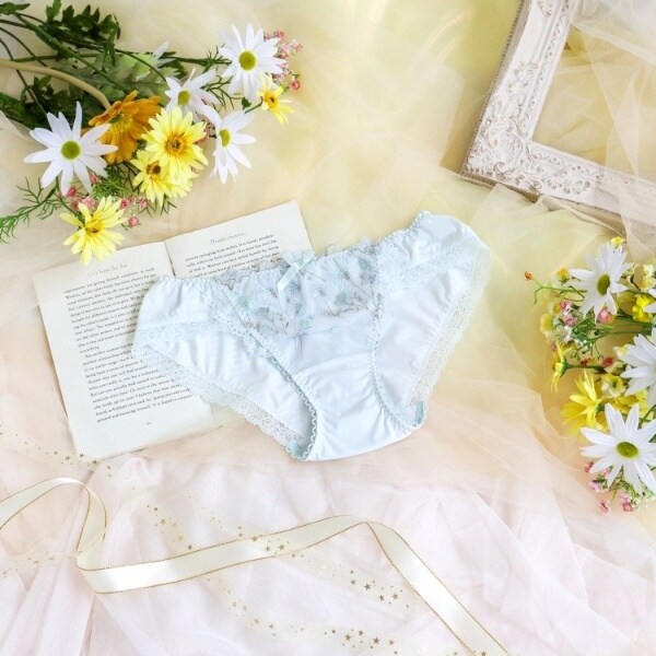 [}C]~ m[}V[c/T}iRisa Maglij u[i092j