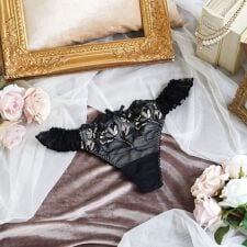 リアナ Tバック