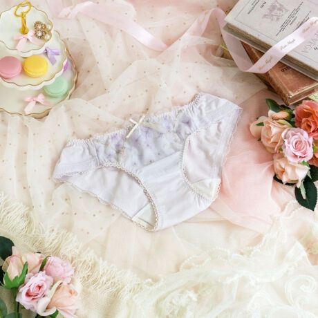 [^ԁFN0572646]ySƂ߂}[KbgbsOz}[Kbg̃A[`C[WAsAŉ炵V[YłB[Xɂ͂ՂƂXeb`ŃA[`̂悤Ȕ~̃fUC炢A`FbNXJbṽhbggݍ킹āAƂтK[[ȃX^CɎdオ܂BŜɎU΂߂ȃ}[KbĝԂ́AE[[Ŏhイ邱ƂŁAiȃtF~joB|Cgłقǂ̓LLƑ@ׂȂ߂ŁA肰Ȃ؂₩vX܂BACeEpRisa MaglĩTj^[V[ćAuW[ƃyAŃfUC肵Ă܂Bu[ȓłR[fBl[gyŗJTȋCHAPPYɁBȊ肢߂Ă͂܂B[fނgpAC̗ǂSnŃXgXt[ɂ܂BNb`̓JTJTƉȂɂA̗Ƃ₷hzgpĂ܂Bɂ̓[XgpA{gXւɂȂĂ܂BTCYMFqbv 87`95cmLFqbv 92`100cmidlEobNLkFENb`hzgp֘AACẽACe͈ȉ育mFBE62640 uW[iBECEDjE62641 uW[iEEFjE62642 uW[iGEHjE72640 m[}V[cE72641 [XV[cE72643 tAV[cE72646 Tj^[E12640 XbvƖ̊֌WɂAۂFČꍇ܂B܂Ap\REX}[gtHȂǂ̊ɂA኱iƉ摜̃J[قȂꍇ܂B