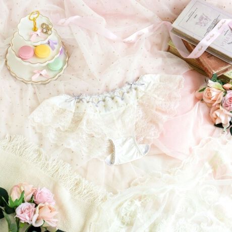 [^ԁFN0572643]ySƂ߂}[KbgbsOz}[Kbg̃A[`C[WAsAŉ炵V[YłB[Xɂ͂ՂƂXeb`ŃA[`̂悤Ȕ~̃fUC炢A`FbNXJbṽhbggݍ킹āAƂтK[[ȃX^CɁBŜɎU΂߂ȃ}[KbĝԂ́AE[[Ŏhイ邱ƂŁAiȃtF~jo܂B|Cgłقǂ̓LLƑ@ׂȂ߂ŁA肰Ȃ؂₩vXBtgTChɂ͏ȃ{炢A鏗̎q̂Ƃ߂lߍ݂܂BACeEpӂƍLVGbg炵A[XґɂA̎q炵fUCy݂܂B̂̒ߕtȂAyȗSnłBEGXgƃtÃnŃX^CUPʂBXJ[g⃏Chpcƍ킹p̂߂łBTCYMFqbv 87`95cmLFqbv 92`100cmidlEobNLkFEtgF኱聃֘AACẽACe͈ȉ育mFBE62640 uW[iBECEDjE62641 uW[iEEFjE62642 uW[iGEHjE72640 m[}V[cE72641 [XV[cE72643 tAV[cE72646 Tj^[E12640 XbvƖ̊֌WɂAۂFČꍇ܂B܂Ap\REX}[gtHȂǂ̊ɂA኱iƉ摜̃J[قȂꍇ܂B