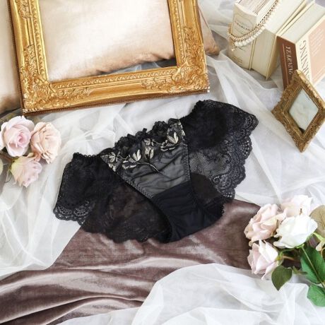 [^ԁFN0572681]yv[c[XŃNVJȔzo`[tɃv[cngݍ킹ANVJȃV[YłBoCɂԕ́Aʎƃŗ֊sǂAԂтɂ͊iq͗lقǂƂŁAԂт11ۗCpNĝdオɁBŜoCJ[ł܂Ƃ߂邱ƂŃVbNȃfUCɎdオAVT}\RNVłBACeEpgn͑[XɂȂĂALk̂郌[XɐSn悭tBbg܂Bɂ̓SgĂȂ̂ŐH܂AƂSnłB{gXւV[cC܂BʋC悭AKɂp܂BÂA_߂ȂʊfUCAOWA[ȑl͋̕Co܂BTCYMFqbv 87`95cmLFqbv 92`100cmidlEobNLkFEtgF኱聃֘AACẽACe͈ȉ育mFBE62680 uW[iBECEDjE62681 uW[iEEFjE62682 uW[iGEHjE42683 ₷݃uiMELjE42684 ₷݃uiLLjE42685 ₷݃ui3LjE72680 m[}V[cE72681 [XV[cE72682 {V[cE72684 TobNE72686 Tj^[E32681 JbvtOL~\[Ɩ̊֌WɂAۂFČꍇ܂B܂Ap\REX}[gtHȂǂ̊ɂA኱iƉ摜̃J[قȂꍇ܂B