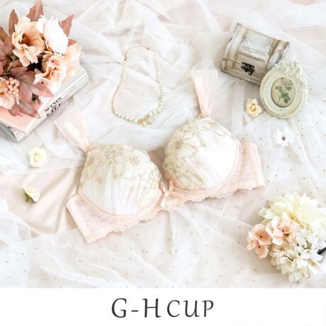 [^ԁFN0564502]yӂ蕑All̂ԂɂƂ߂āzAll̂Ԃ_ɎhJ[X́A݊ӂۂ̒ɑ@ׂȃXeb`炤ƂŁA炵K[[Ɏdオ܂B̎ɂ̓ՂƂقǂȂԂ̃AbvPd˂āAsvXBlXȂԂ[XŜɍ炫قĂ悤ȁA؂₩oĂ܂BXgbvɂ̓EH\tg`[炢AT}2WAYdlɁBӂӂƂy₩Ɏv킸ƂAVѐSlߍ݂܂BJ[͒WOf[Vł܂Ƃ߂āA`[AbvP̃VA[A}eBbNȃRNVłBp^[wGlamor Bra^TCh^CvxGJbv`pɐ݌vꂽp^[łBTChplƘe̓yŃ{[̂oXge璆֊񂹁AƂVGbgL[vĂ܂Bȕɂ߂łeobNTCh̃C茩OS̈CɂȂ̊Jm𒅂鎞ɁidlE3/4JbvEC[ETCh{[ijEO\pbhȂipbh|Pbg͂jEzbNF3i&times;3EXgbv߉\iꕔOsj֘AACẽACe͈ȉ育mFBE64500 uW[iBECjE64501 uW[iDEEEFjE64502 uW[iGEHjE74500 m[}V[cE74501 [XV[cE74502 {V[cE74506 Tj^[E14501 JbvtXbvƖ̊֌WɂAۂFČꍇ܂B܂Ap\REX}[gtHȂǂ̊ɂA኱iƉ摜̃J[قȂꍇ܂B