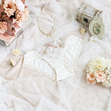 [^ԁFN0574500]yӂ蕑All̂ԂɂƂ߂āzAll̂Ԃ_ɎhJ[X́A݊ӂۂ̒ɑ@ׂȃXeb`炤ƂŁA炵K[[Ɏdオ܂BTChɂ̓ՂƂقǂȂԂ̃AbvPd˂āAsvXBlXȂԂ[XŜɍ炫قĂ悤ȁA؂₩o܂BJ[͒WOf[Vł܂Ƃ߂āA`[AbvP̃VA[A}eBbNȃRNVłBACeEpx[VbNȃrLj^CṽV[cłBV[c̑ɂ̓[XgpA{gXւɂȂĂ܂BEGXgɂ͐Lт̂悢Sgp邱ƂŁADɃtBbg܂BƂC̗ǂSnłBTCYMFqbv 87`95cmLFqbv 92`100cmidlEobNLkFEtgF኱聃֘AACẽACe͈ȉ育mFBE64500 uW[iBECjE64501 uW[iDEEEFjE64502 uW[iGEHjE74500 m[}V[cE74501 [XV[cE74502 {V[cE74506 Tj^[E14501 JbvtXbvƖ̊֌WɂAۂFČꍇ܂B܂Ap\REX}[gtHȂǂ̊ɂA኱iƉ摜̃J[قȂꍇ܂B