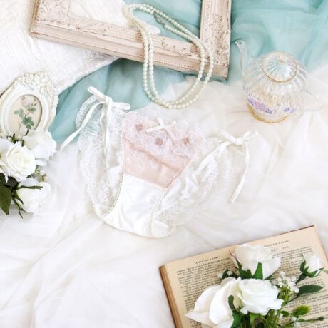 [^ԁFN0574552]ydȂԁX̃hX܂ƂāzlC𔎂wXeB[ixAVJ[ăoCoB@ׂȃ`[ւԂ̃Xeb`U΂߂[X̏ɁAAbvPӂ񂾂ɏd˂Â邱ƂɂA̒ɗ̊ofUCɎdオ܂BԐcɂȊOg[ɂ邱ƂŁAdȂ荇Ԃт炪ƂĂiŃGKgȃC[W^Ă܂B̂ӂƂ܂ÂւƕςĂ܂悤ȃACeɂȂ܂悤ɁBN̔o uRisa Magli Reinei[kjvuh̐Eςy݂BACeEpTCh̃{͌іڂقǂdl̂߁AEGXgTCY̒\BD݂̒SnɒĂ܂B{͐Lk邽߉ɂAق̂ƃZNV[ĂACełBTCYMFqbv 87`95cmLFqbv 92`100cmidlEobNLkFEtgF聃֘AACẽACe͈ȉ育mFBE64550 uW[iBECjE64551 uW[iDEEEFjE64552 uW[iGEHjE44553 ₷݃uiMELjE44554 ₷݃uiLLjE44555 ₷݃ui3LjE74550 m[}V[cE74551 [XV[cE74552 {V[cE74554 TobNE74556 Tj^[E14550 XbvƖ̊֌WɂAۂFČꍇ܂B܂Ap\REX}[gtHȂǂ̊ɂA኱iƉ摜̃J[قȂꍇ܂B