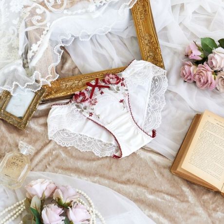 [^ԁFN0574570]yaõVtHj[zôԂƐ`͗lgݍ킹A؂ŃGKgȃV[YłB[XŜɍ炫قւ̃óA_ȃJ[OŃCpNgA炵ۂɁBɂ͗lXȏԂ̎hJ炢A炵vX܂Bɕ`ꂽ͗l͐̐11ɕωA2F̃ӂ񂾂ɂقǂƂŁAȏ݊Ăw̉؂₩oB؂ȃGu[XݏoaAgɒ邽ѐSƂ߂Ă悤ȃWF[Ɏdオ܂B̂ӂƂ܂ÂւƕςĂ܂悤ȃACeɂȂ܂悤ɁBN̔o yRisa Magli Reinei[kjzuh̐Eςy݂BACeEpx[VbNȃrLj^CṽV[cłBV[c̑ɂ̓[XgpA{gXւɂȂĂ܂BEGXgɂ͐Lт̂悢Sgp邱ƂŁADɃtBbg܂BƂC̗ǂSnłBTCYMFqbv 87`95cmLFqbv 92`100cmidlEobNLkFEtgF聃֘AACẽACe͈ȉ育mFBE64570 uW[iBECjE64571 uW[iDEEEFjE64572 uW[iGEHjE44573 ₷݃uiMELjE44574 ₷݃uiLLjE44575 ₷݃ui3LjE74570 m[}V[cE74571 [XV[cE74572 {V[cE74574 TobNE74576 Tj^[E14570 XbvƖ̊֌WɂAۂFČꍇ܂B܂Ap\REX}[gtHȂǂ̊ɂA኱i