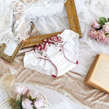 [^ԁFN0574576]yaõVtHj[zôԂƐ`͗lgݍ킹A؂ŃGKgȃV[YłB[XŜɍ炫قւ̃óA_ȃJ[OŃCpNgA炵ۂɁBɂ͗lXȏԂ̎hJ炢A炵vX܂Bɕ`ꂽ͗l͐̐11ɕωA2F̃ӂ񂾂ɂقǂƂŁAȏ݊Ăw̉؂₩oB؂ȃGu[XݏoaAgɒ邽ѐSƂ߂Ă悤ȃWF[Ɏdオ܂B̂ӂƂ܂ÂւƕςĂ܂悤ȃACeɂȂ܂悤ɁBN̔o yRisa Magli Reinei[kjzuh̐Eςy݂BACeEpRisa MaglĩTj^[V[ćAuW[ƃyAŃfUC肵Ă܂Bu[ȓłR[fBl[gyŗJTȋCHAPPYɁBȊ肢߂Ă͂܂B[fނgpAC̗ǂSnŃXgXt[ɂ܂BNb`̓JTJTƉȂɂA̗Ƃ₷hzgpĂ܂Bɂ̓[XgpA{gXւɂȂĂ܂BTCYMFqbv 87`95cmLFqbv 92`100cmidlEobNLkFENb`hzgp֘AACẽACe͈ȉ育mFBE64570 uW[iBECjE64571 uW[iDEEEFjE64572 uW[iGEHjE44573 ₷݃uiMELjE44574 ₷݃uiLLjE44575 ₷݃ui3LjE74570 m[}V[cE74571 [XV[cE74572 {V[cE74574 TobNE74576 Tj