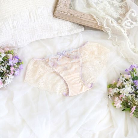 [^ԁFN0574621]ypXeJ[̂ԂɗāzpXeJ[̂ԂDȂAsAŉ炵V[YłB[XɃtȃXeb`ŎhJԂ́Â݂E[[炢A炩tF~jȈۂɁB̏ォ甲̂邨Ԃ̃P~JAbvPd˕t邱ƂŁAS̓Iɉ炵y₩ȃfUCɎdオ܂BA[`₨Ԃɂ̓LLƋPӂ񂾂ɂ炢Aiȉ؂₩vXB[X̃XJbv͏㉺ŕ̃C[W̕ω邽߁AE[[ƃ̃A[`2iɌ悤oĂ܂BobNX^C͐؂ւ̃z[ƃ{YāASƂ߂|Cglߍ݂܂BACeEpgn͑[XɂȂĂALk̂郌[XɐSn悭tBbg܂Bɂ̓SgĂȂ̂ŐH܂AƂSnłB{gXւV[cC܂BʋC悭AKɂp܂BÂA_߂ȂʊӂfUCAOWA[ȑl͋̕Co܂BTCYMFqbv 87`95cmLFqbv 92`100cmidlEobNLkFEtgF኱聃֘AACẽACe͈ȉ育mFBE64620 uW[iBECjE64621 uW[iDEEEFjE64622 uW[iGEHjE44623 ₷݃uiMELjE44624 ₷݃uiLLjE44625 ₷݃ui3LjE74620 m[}V[cE74621 [XV[cE74622 {V[cE74626 Tj^[E14620 XbvƖ̊֌WɂAۂFČꍇ܂B܂Ap\REX}[gtHȂǂ̊ɂA኱iƉ摜̃J[قȂꍇ܂B