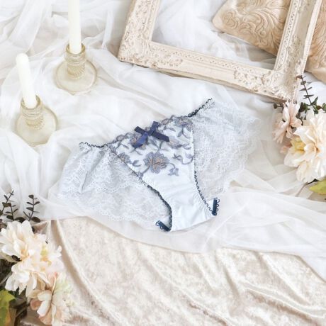 [^ԁFN0574651]y`ꂽԁX܂ƂāzobNӎǎ̂悤ȁAԁX`[tɂV[YłBŜɂꂽԂ́AXeb`Ɍ݂Č򊴂Ƃ肰Ȃ̊oB݂̉ӏωȂAŕʓIȐ邱ƂŁAǎ̂悤Ȑꂽ\Ă܂BTChɂ͂肰ȂXbgāAiłȈۂɁBd̂闎J[OŁAl̖͂gɂ܂Ƃ悤ȃNVJȃfUCɎdオ܂BACeEpgn͑[XɂȂĂALk̂郌[XɐSn悭tBbg܂Bɂ̓SgĂȂ̂ŐH܂AƂSnłB{gXւV[cC܂BʋC悭AKɂp܂BÂA_߂ȂʊӂfUCAOWA[ȑl͋̕Co܂BTCYMFqbv 87`95cmLFqbv 92`100cmidlEobNLkFEtgF኱聃֘AACẽACe͈ȉ育mFBE64650 uW[iBECjE64651 uW[iDEEEFjE64652 uW[iGEHjE74650 m[}V[cE74651 [XV[cE74654 TobNE74656 Tj^[E14651 JbvtXbvƖ̊֌WɂAۂFČꍇ܂B܂Ap\REX}[gtHȂǂ̊ɂA኱iƉ摜̃J[قȂꍇ܂B