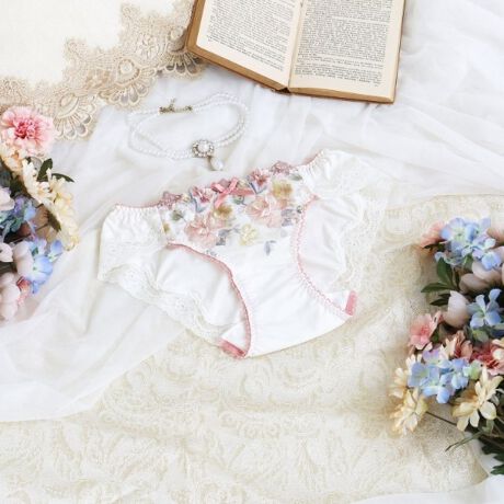 [^ԁFN0574636]y킽`Of[V̉ԁXz mGC[WA|WVjOvgґɂقǂV[YłBŜɂꂽԁX̎hJ́Aʉ̂悤ȃOf[Va邱ƂŁA؂₩Ȃ@ׂȕ\ɁBԂтׂ͍߂̃ŉALLƏiȋPA|WVjOvgRۂɎdオ܂BFWJ͐VG߂̖KAX[L[ŗ̂J[OɁB̃A[ggɒ悤ȓʊoAl̏ɑRNVłB̂ӂƂ܂ÂւƕςĂ܂悤ȃACeɂȂ܂悤ɁBN̔o uRisa Magli Reinei[kjvuh̐Eςy݂BACeEpRisa MaglĩTj^[V[ćAuW[ƃyAŃfUC肵Ă܂Bu[ȓłR[fBl[gyŗJTȋCHAPPYɁBȊ肢߂Ă͂܂BC̗ǂSnŃXgXt[ɂ܂BNb`̓JTJTƉȂɂA̗Ƃ₷hzgpĂ܂Bɂ̓[XgpA{gXւɂȂĂ܂BTCYMFqbv 87`95cmLFqbv 92`100cmidlEobNLkFENb`hzgp֘AACẽACe͈ȉ育mFBE64630 uW[iBECjE64631 uW[iDEEEFjE64632 uW[iGEHEIjE74630 m[}V[cE74631 [XV[cE74634 TobNV[cE74635 qbvnOE74636 Tj^[E14630 XbvƖ̊֌WɂAۂFČꍇ܂B܂Ap\REX}[gtHȂǂ̊ɂA኱iƉ摜̃J[قȂꍇ܂B